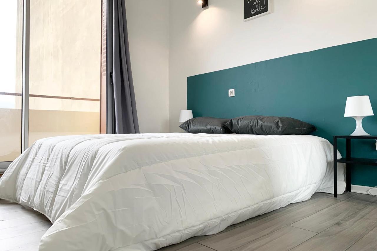#Bn The Blue Song Marcelin Berthelot Tramway Apartment Grenoble Exterior photo
